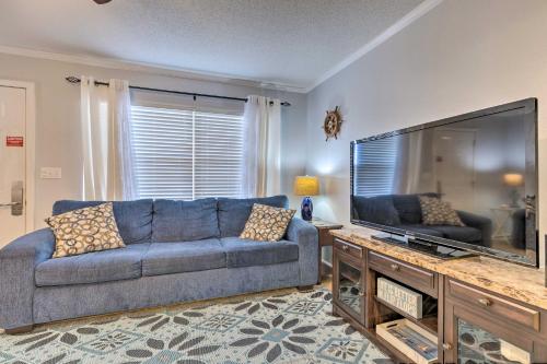 Coastal Gulf Shores Condo - 1 Block to Beach! - image 6