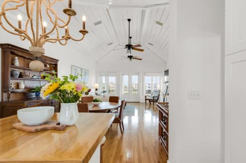 Palmetto Cottage