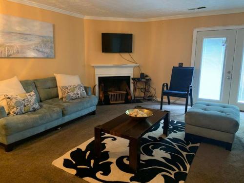 Cozy CountryCottage - Near Stone Mountain - image 3