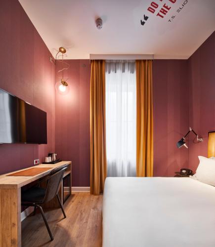 The Modernist Hotel - main image