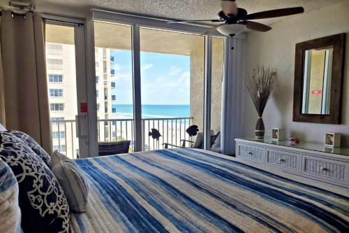 Pirates Cove Condo Unit #704 in Daytona Beach Shores, Vereinigte Staaten von Amerika