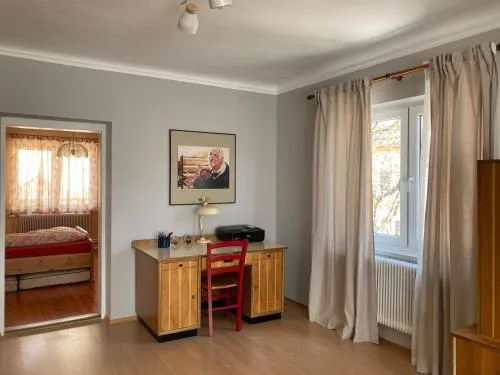 Baeckerei Mueller - große Unterkunft mit mid century Charme, zentral, sehr gut für Familien, privat, Stadt&Natur, Café im Haus in Heidenreichstein, Österreich