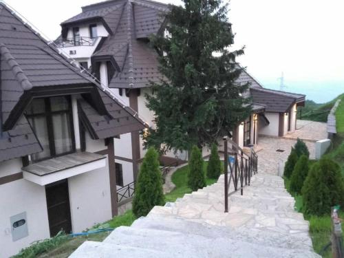 Apartmani Dvori-Apartman E26 - image 8