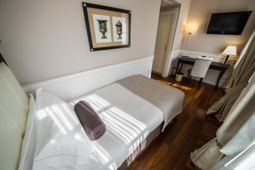 Victoria Hotel Letterario - image 5