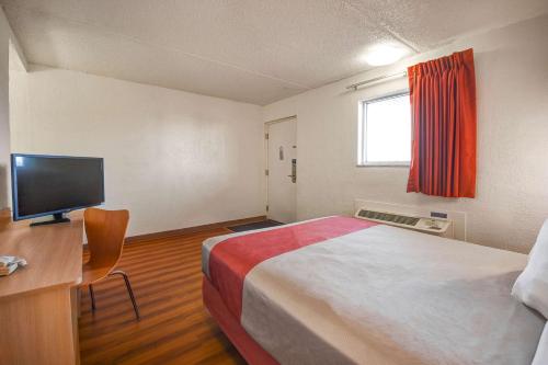 Motel 6-North Ridgeville, OH - Cleveland Intl Airport - N Ridgeville