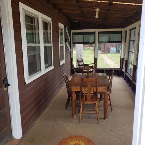 Birchwood Resort #8 - Hiller Vacation Homes cottage - image 6