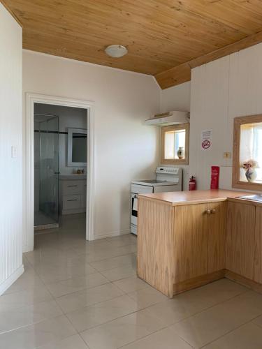 Dapur, Stella's Dromana Hotel in Mornington Peninsula