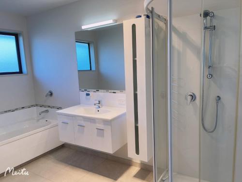 Peaceful location close to airport