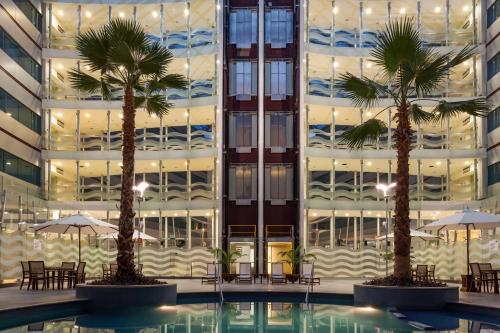 สระว่ายน้ำ, Crowne Plaza Leon By IHG in ลีออน