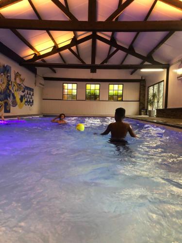 Programlehetőségek, Domaine De L'Ardoisiere in Alle