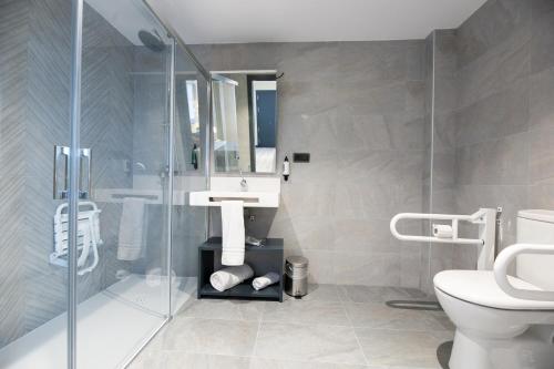 HOTEL IBERUM - image 2