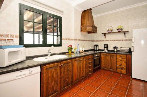 Villa Adelina – Punta Mujeres, AL