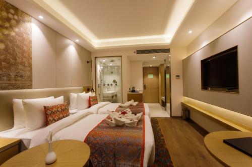 2 twin beds