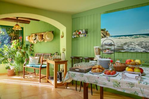 Casa Rural Can Coll in Garriguella
