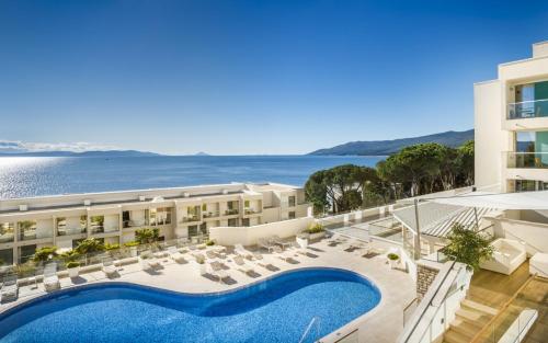 Valamar Bellevue Resort - image 8