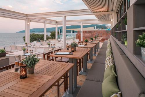 餐廳, Valamar Bellevue Resort - All Inclusive in 拉巴茨