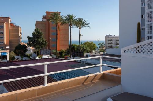 LOLA PLAYA Puerto Marina - image 8
