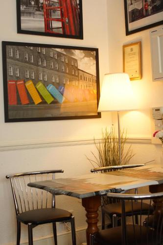 Plaza Hotel - image 4