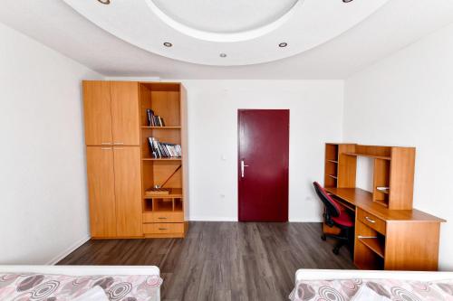 Central Monument Apartment Bojkovic - image 2