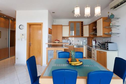 Exclusive Sea View Apartment, Split (photo 7)