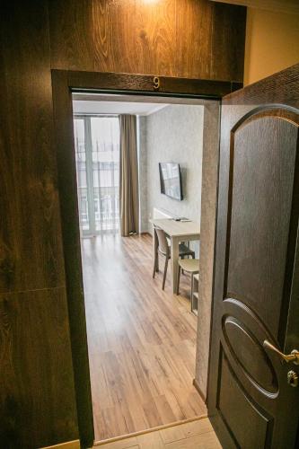 阿里那酒店及青年旅舍 (Alina Hotel & Hostel) in 烏日哥羅德