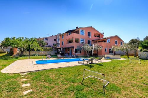 Apartments Cetina Banjole