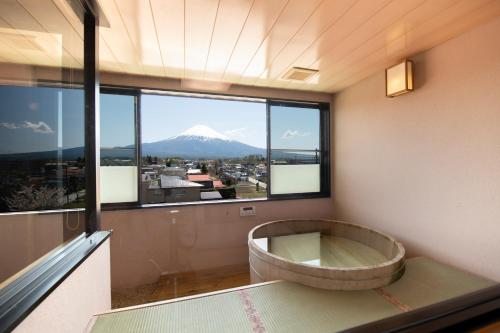 Superior Japanese-Style Room with Mountain View - Non-Smoking