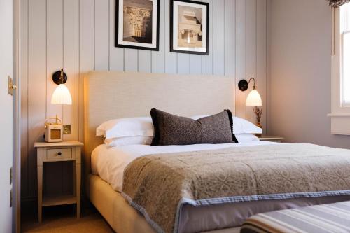 296699525 The Yard in Bath Hotel