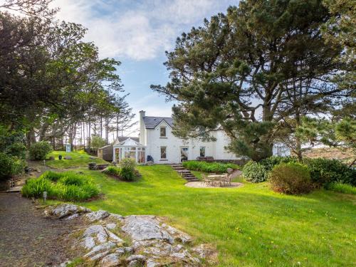 Cannute House - image 5