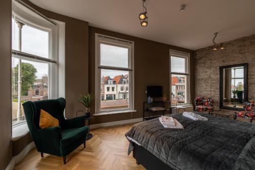 Stadslogement Hoogend in Sneek binnen de grachten