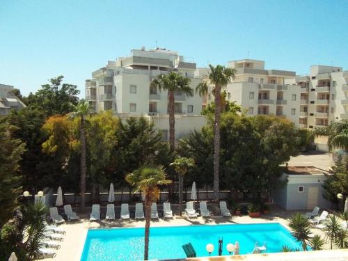 Swimming pool, Hotel Rivabella in Gallipoli