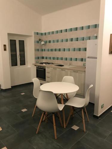 Instalaciones, PODERE 31 in Santa Margherita di Pula