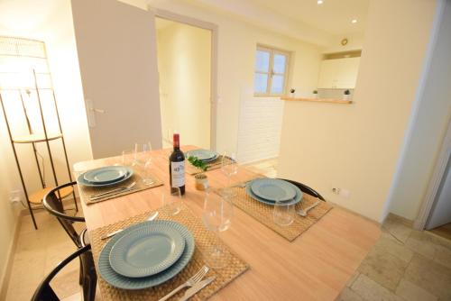 Nice Renting - PAIROLIERE - SPACIOUS FLAT - OLD NICE - MASSENA - TERRACE, Nice (fotografie 8)