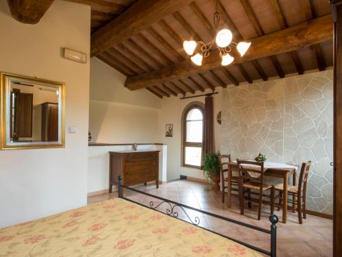 Apartment Trilocale by Interhome in Castelfranco Di Sotto