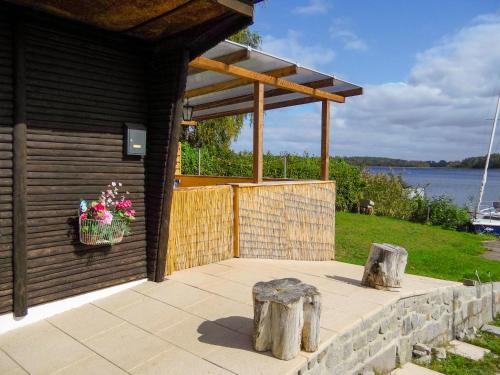 Chalet Gustrower Chaussee by Interhome in 克拉科夫 安 湖
