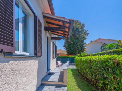  Holiday Home Francesca by Interhome in Marina di Pietrasanta