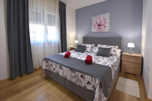 Greenvine Apartment
