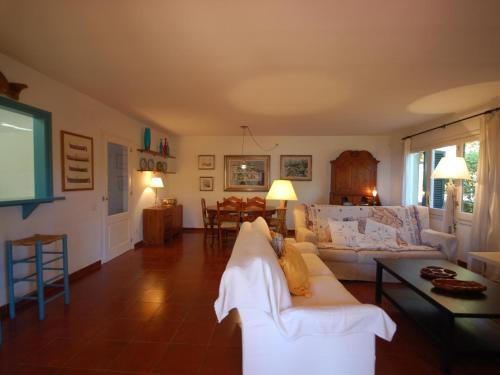 Lovely garden house in mar menuda - image 10