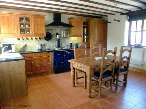 Holiday Home Luccombe Barn by Interhome