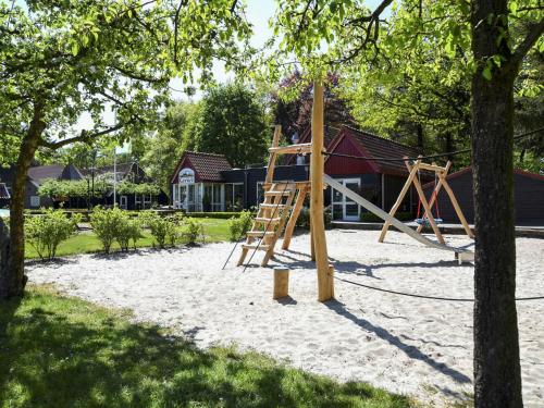 Holiday Home Buitenplaats Gerner-7 by Interhome in Далфсен
