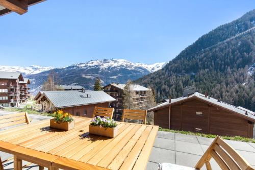 Chalet Chateaupré By Mrs Miggins - image 4
