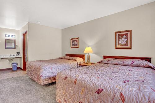 White Rose Motel - main image