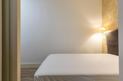 Two-Bedroom Apartment image 8