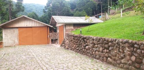 Sitio com piscina, horta organica, pomar e Wi-Fi