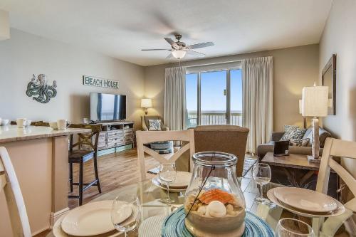 Celadon Beach Resort #1104 by Book That Condo - image 3