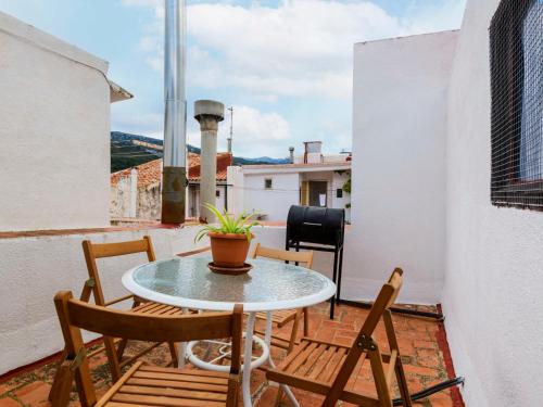  Holiday Home Hostalas by Interhome, Pension in Rosell