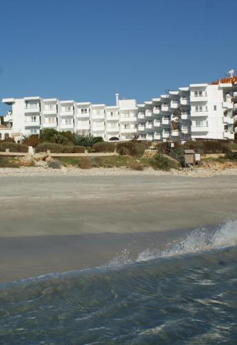 Apartamentos Vistamar - image 3