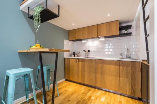 1 GALLO LOT 2 - Studio Mezzanine en plein coeur du vieux Nice, Nice (fotografie 4)