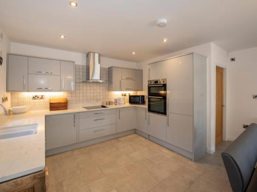 Lemonade Cottage - image 7