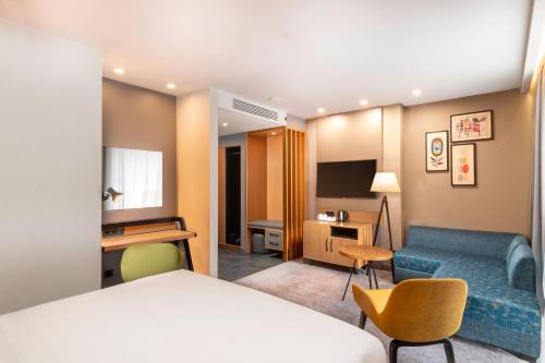 Holiday Inn Yerevan - Republic Square by IHG